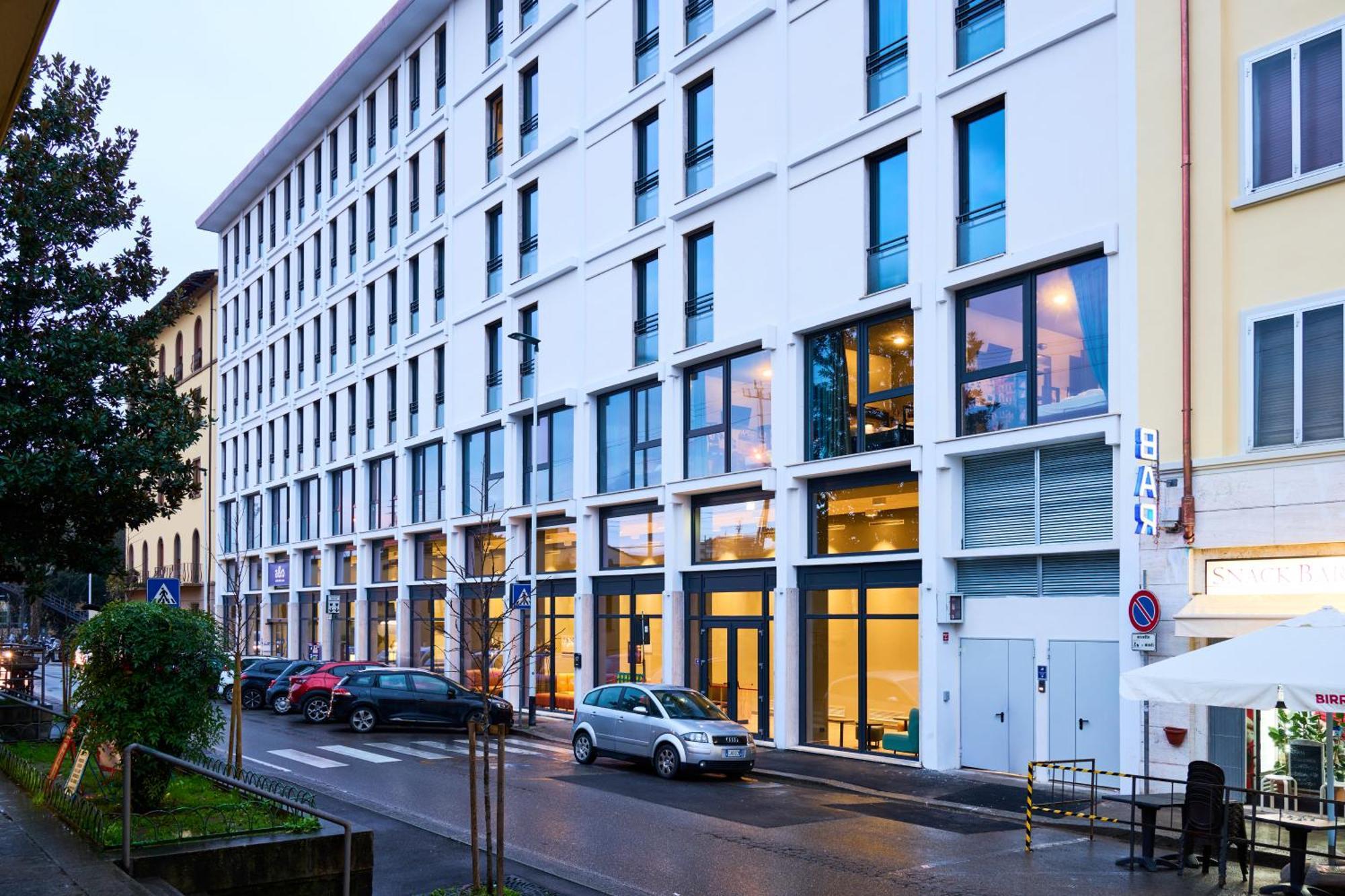 A&O Hostel Firenze Campo Di Marte Экстерьер фото