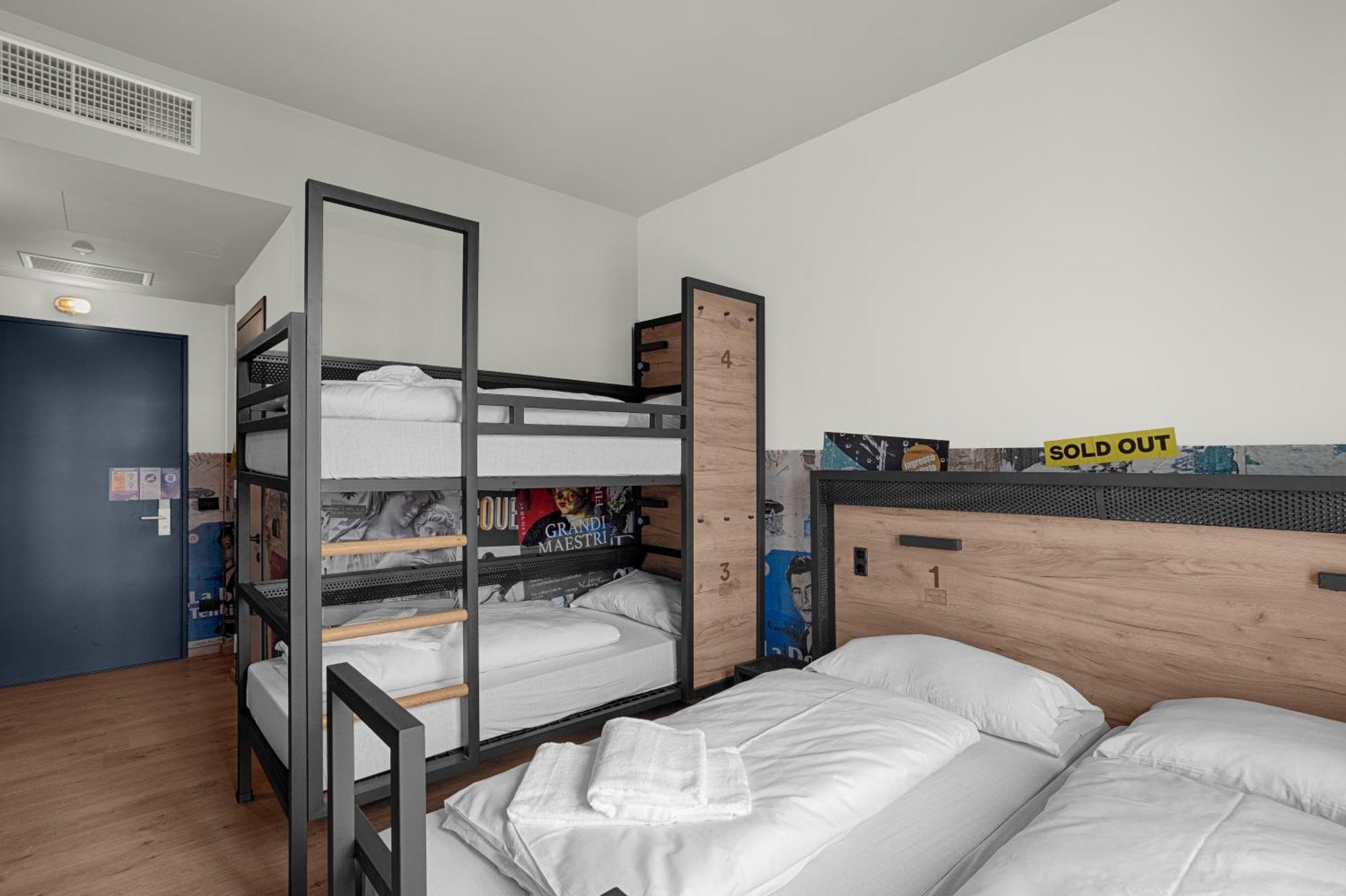A&O Hostel Firenze Campo Di Marte Экстерьер фото