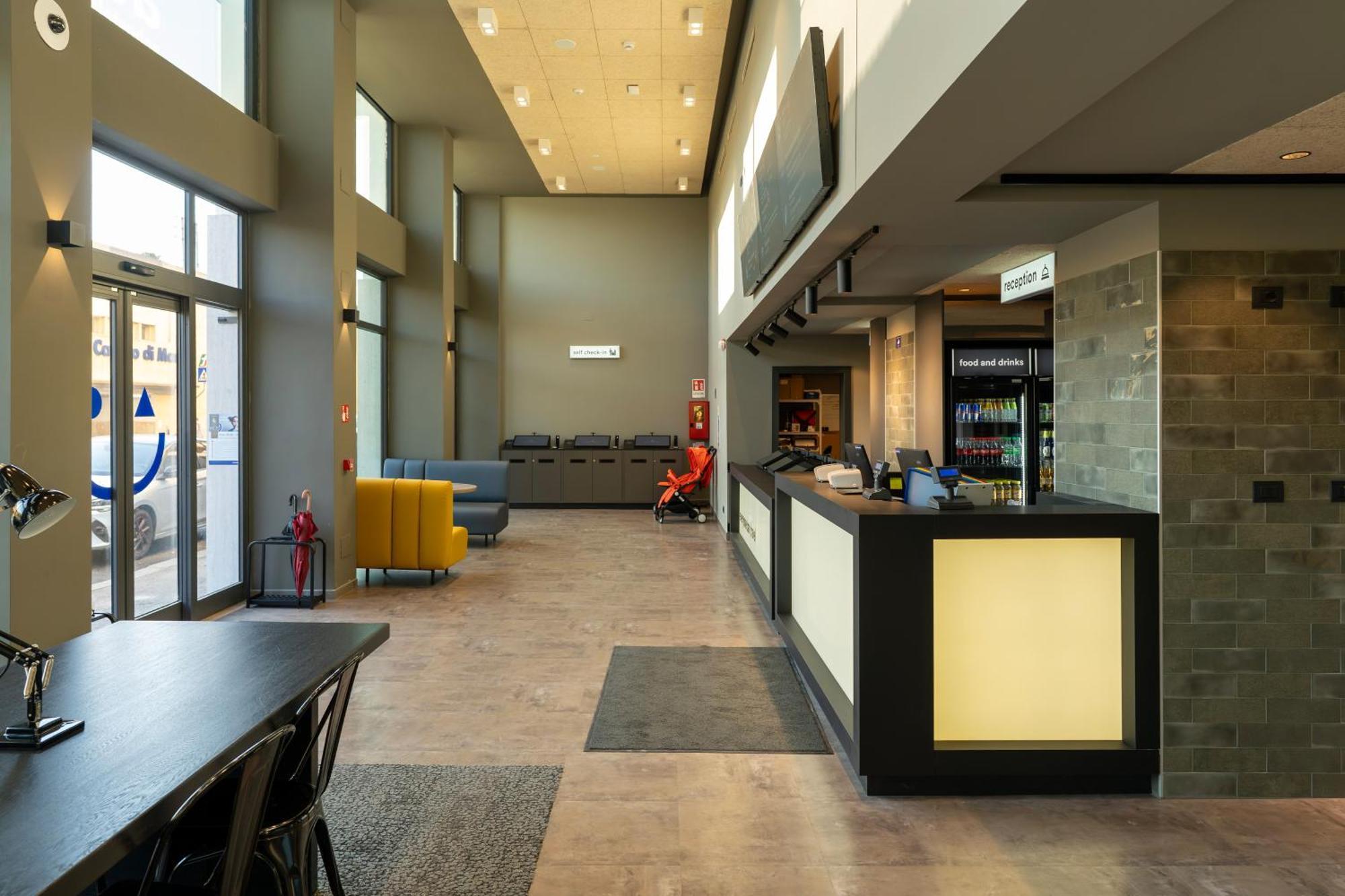 A&O Hostel Firenze Campo Di Marte Экстерьер фото